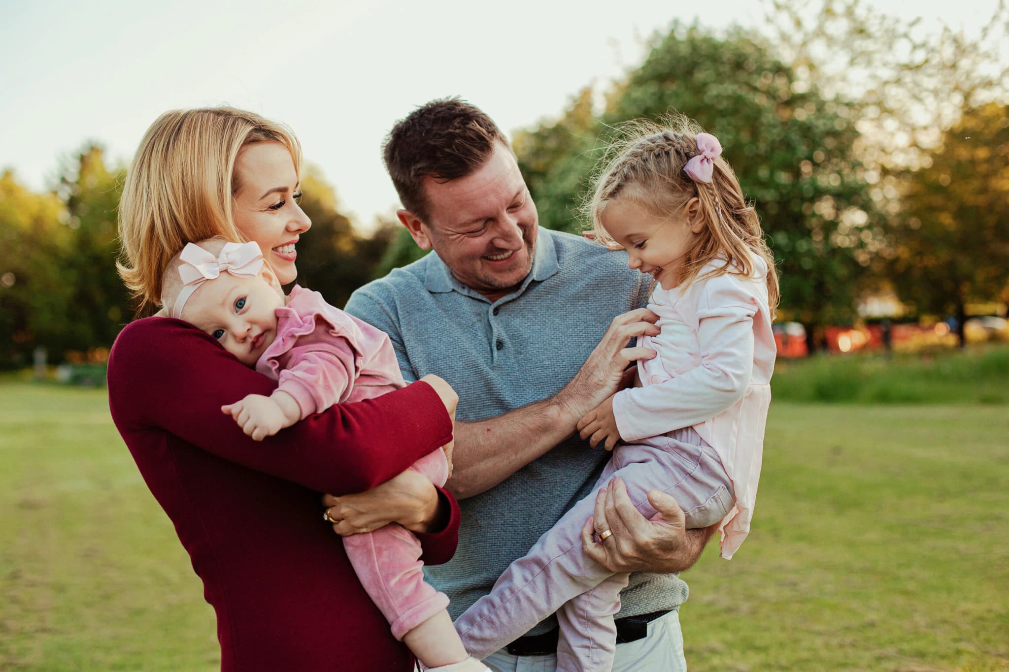 Maternity photography Cambridge outdoor portrait